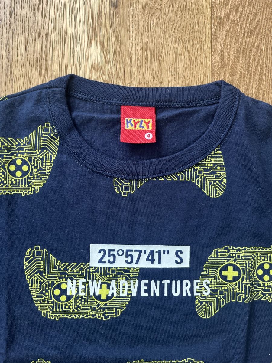 Camicie, T-shirt & Polo: Kinder Tshirt, Gr. 104 – Nuovo (secondo la descrizione) da Interlaken venduto da fbnscl 1