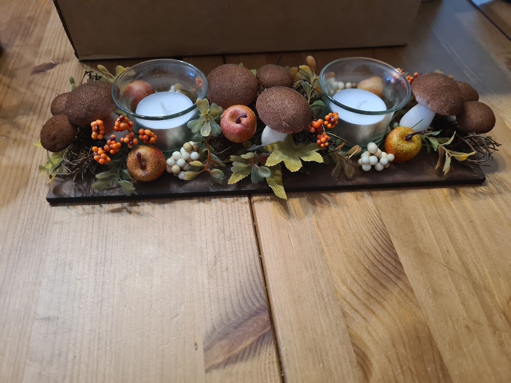 Migros Tutte le decorazioni: Kerzenhalter Herbstdeko mit 2 Teelichtern – Usato da Horw venduto da Mirii91 1