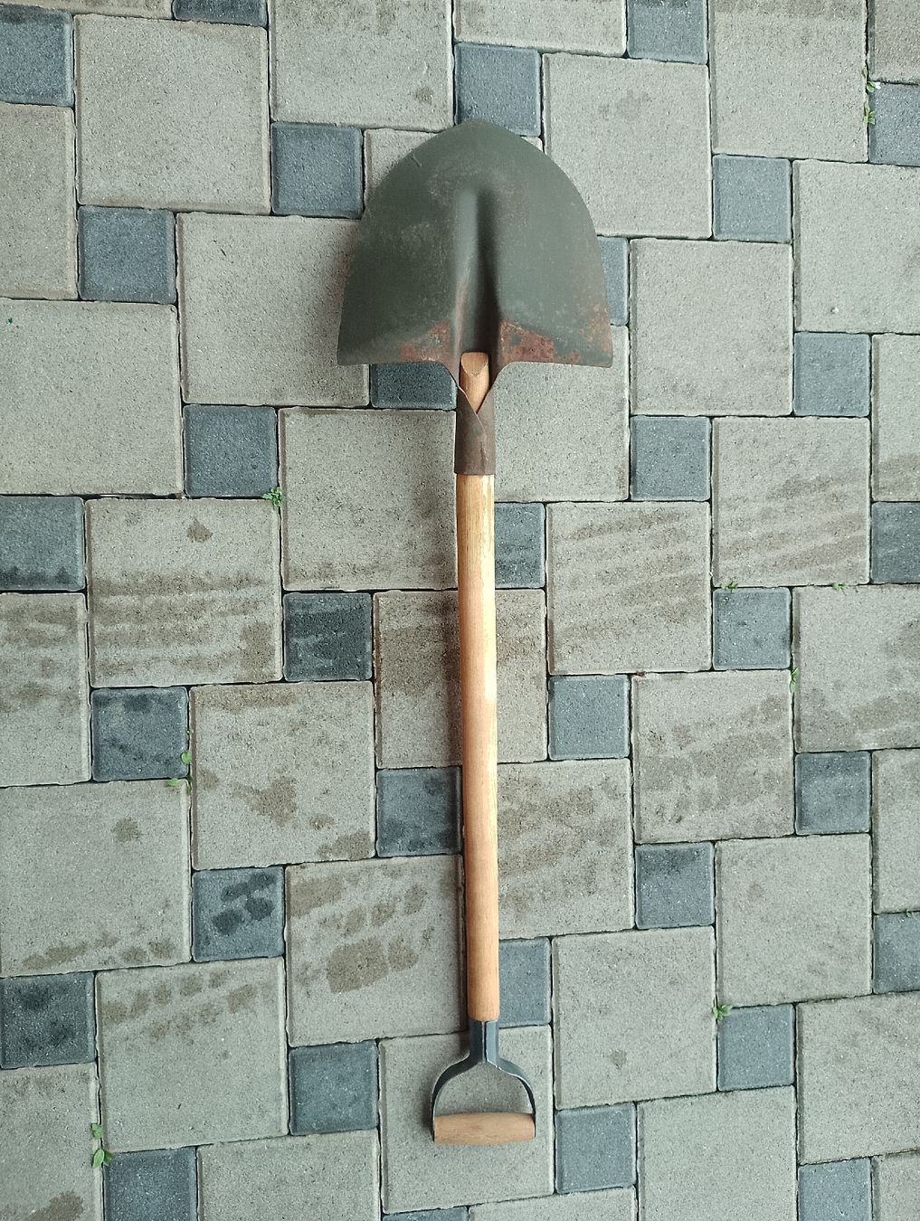 Schweizer Armee Uniformen: Schaufel Schweizer Armee ca 113 cm – Gebraucht aus Safenwil von dodgewc12 4