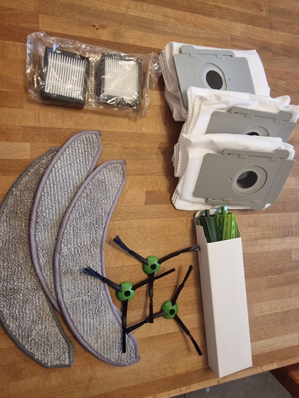 Irobot Staubsauger & Zubehör: Roomba Combo@ 10 Max Saug- und Wischroboter – Gebraucht aus Härkingen von Dinu19730 1