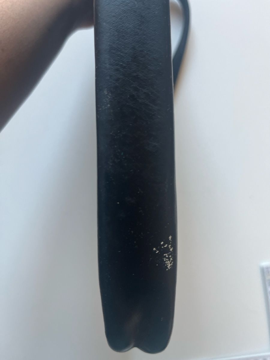 Taschen für Damen: Vintage schwarze Lederhandtasche – Gebraucht aus Riva San Vitale von V.IP 6