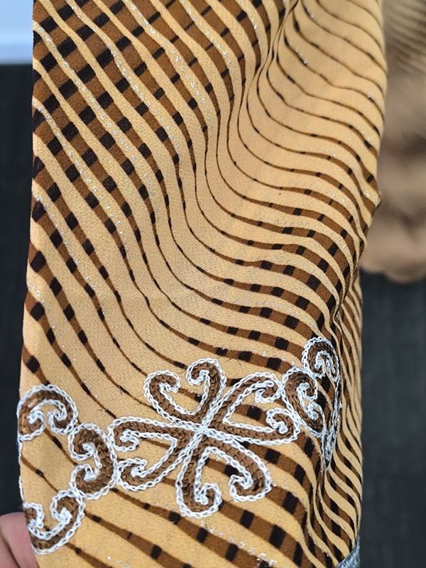 Vestiti: Kleid Arabisch in Gold – Usato da Rüti ZH venduto da Restwert_Rueti_ZH 5