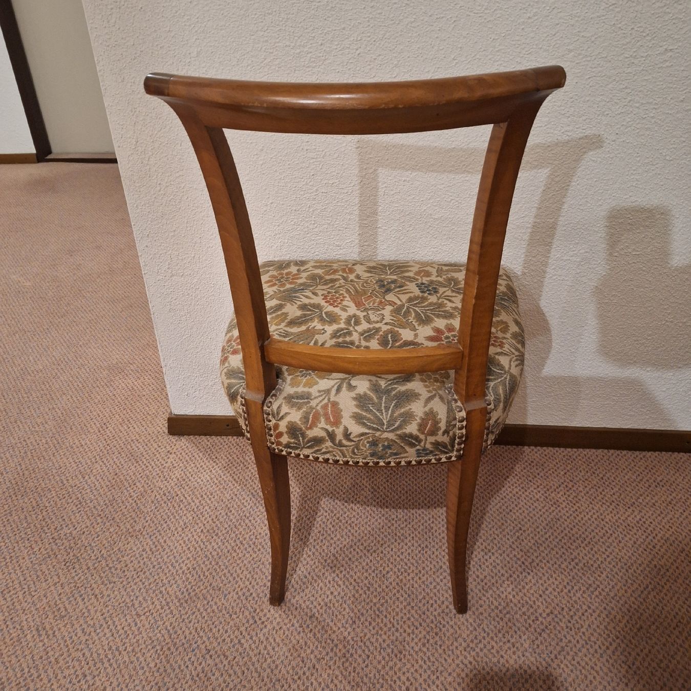Stühle: Schöner, nostalgische Stuhl,  Holzlehne – Gebraucht aus Winterthur von Goldpipau 4