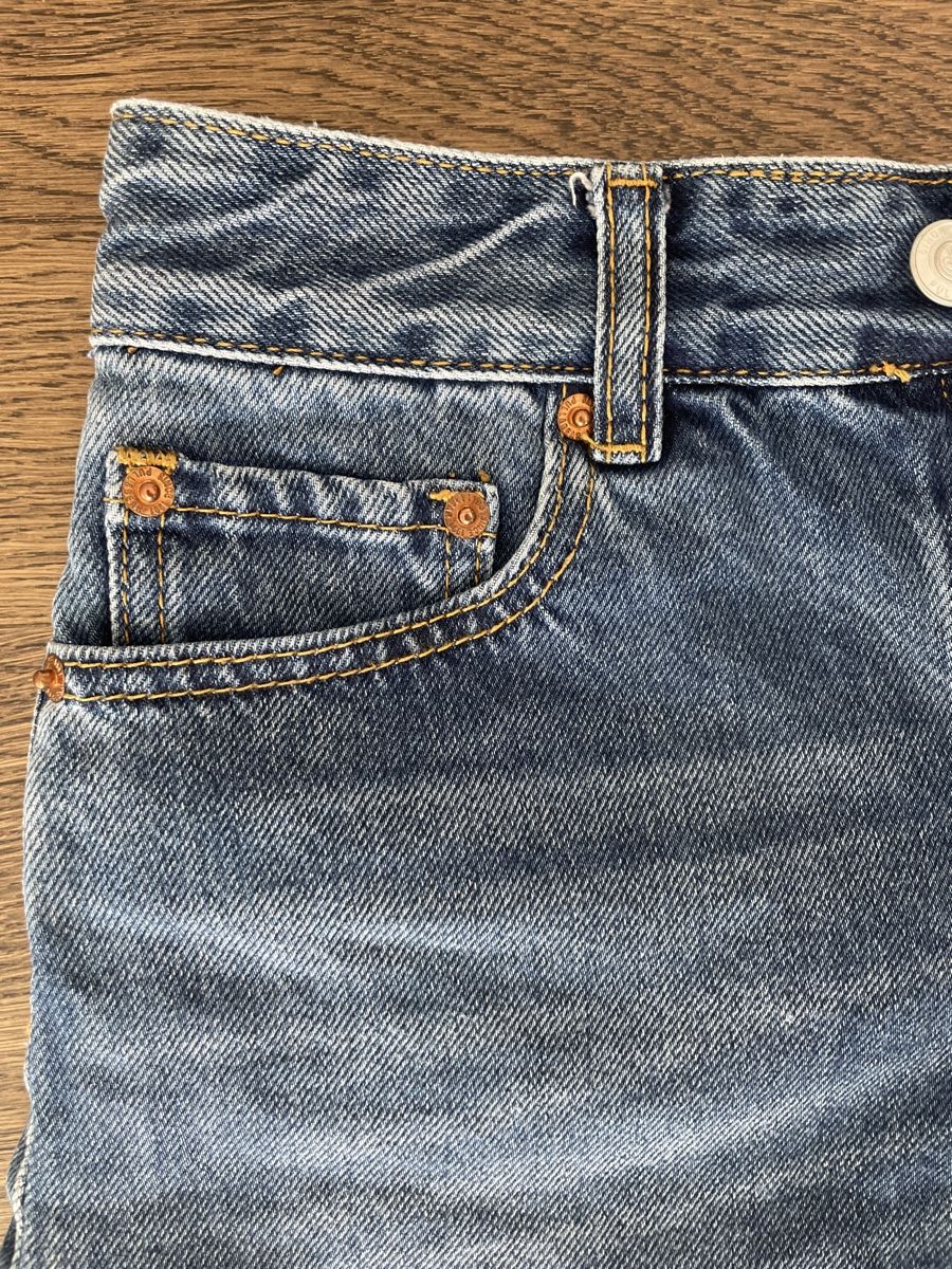 Pull&Bear Jeans: Jeans-Shorts von Pull&Bear, Gr. 34 – Usato da Arbon venduto da llaauraa 1