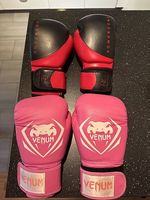 Powerzone und venom Boxhandschuhe 