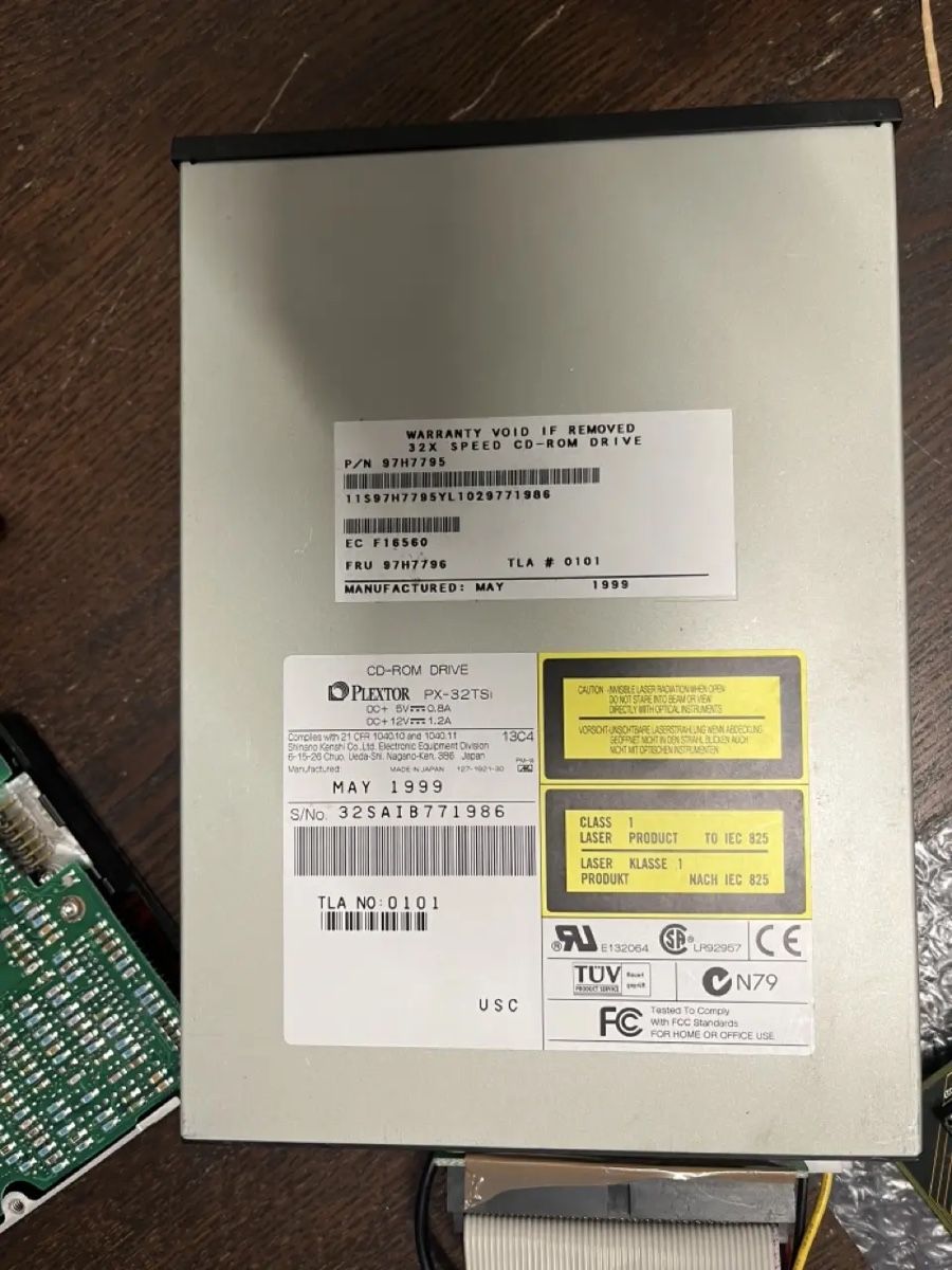 CD & DVD vierges: PLEXTOR SCSI CD – D'occasion à Elgg par Messiur.T 2