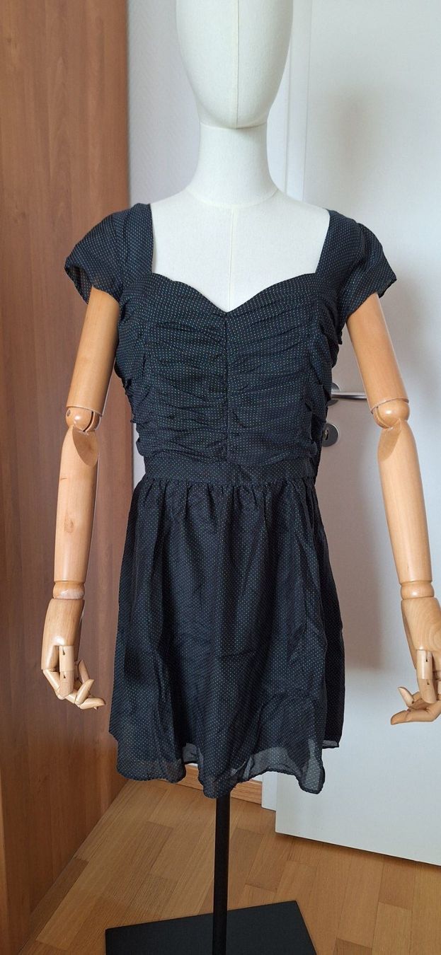 Nafnaf Vestiti: robe courte (coton-soie) – Nuovo e nell'imballaggio originale da Lussery-Villars venduto da pousinete02