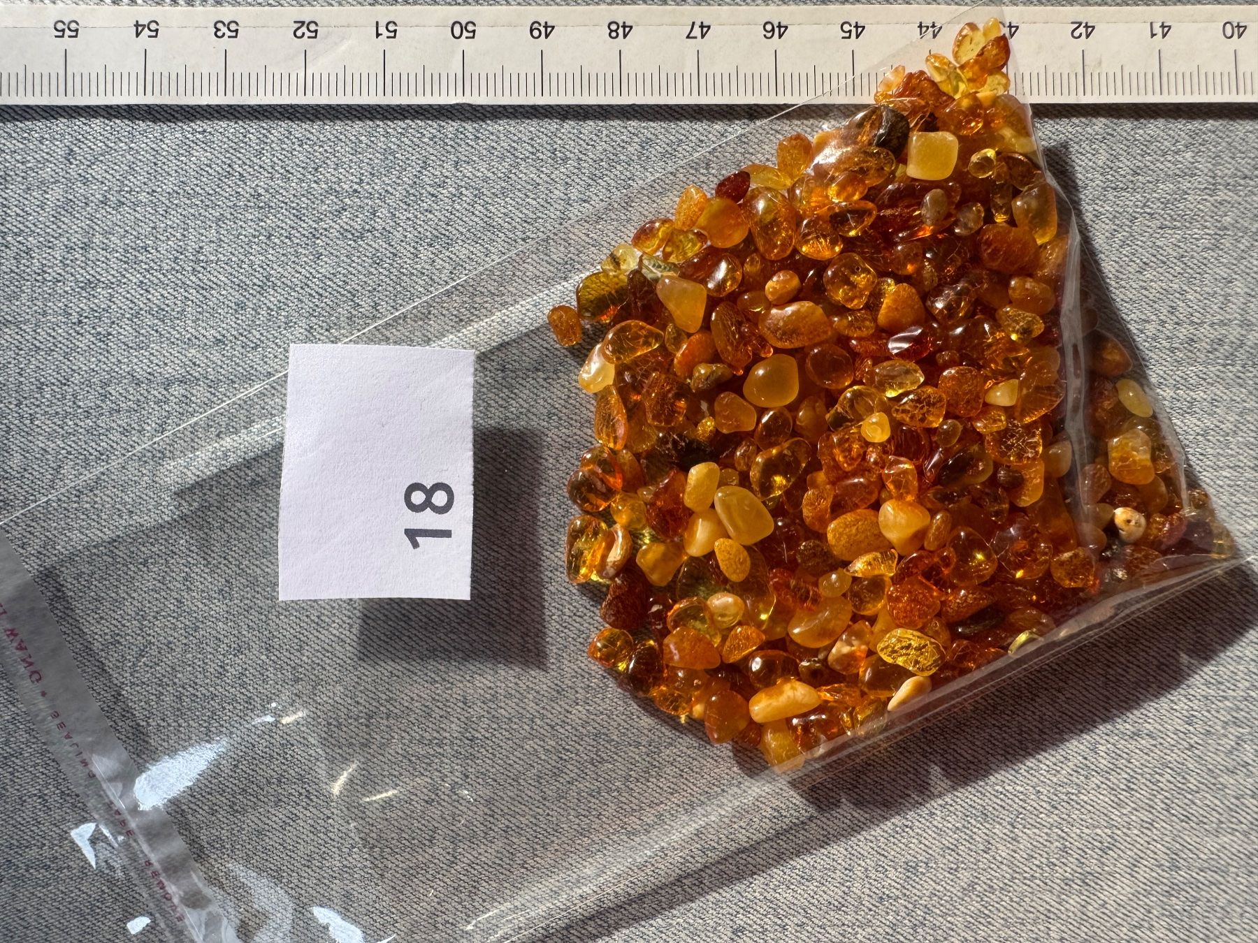 Fossili: Bernstein   LOT Amber   echt       zum Basteln – Nuovo e nell'imballaggio originale da Leuggern venduto da gemshow 2
