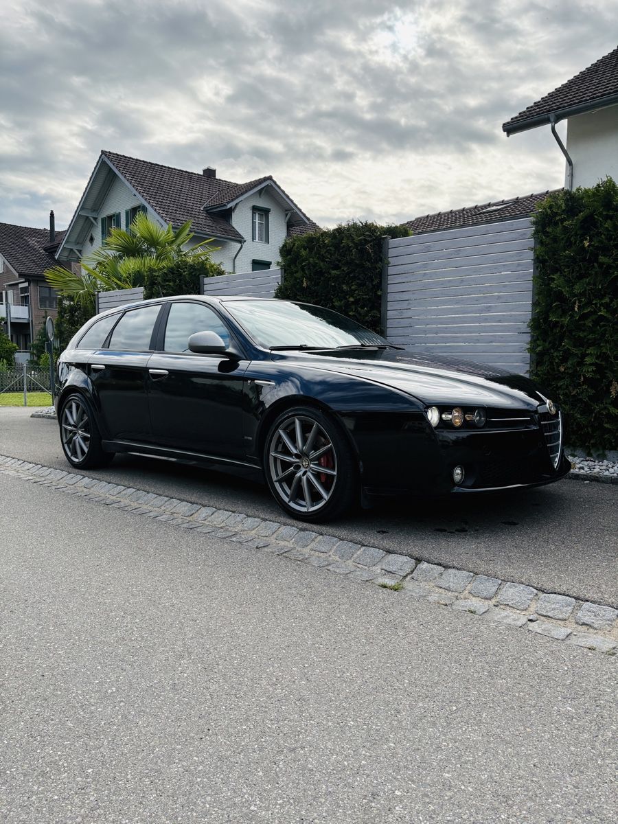 Alfa Romeo Automobili: Alfa Romeo 159 1.8tbi – Usato da lyss venduto da Loperfido21