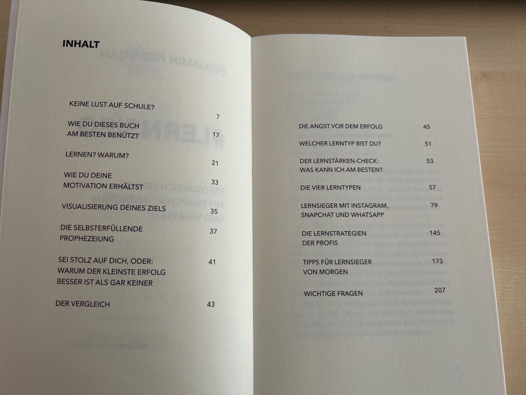 Libri: #Lernsieg, Hadrigan,  lernen mit Snapchat, Instagram, ... – Usato da Aarau venduto da R-O-G-E-R 4