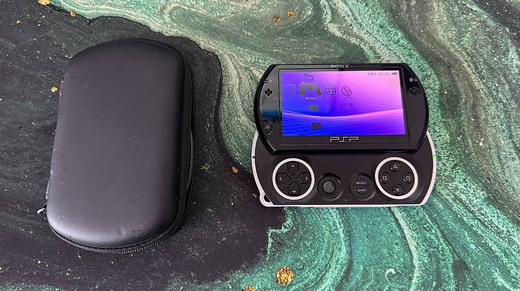 Sony Console: Sony PSP Go - 128GB – Usato da Sementina venduto da Ken98 1