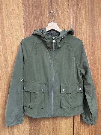 grüne Jacke