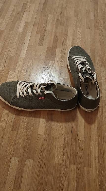 Scarpe da uomo: Levi's Woods 781 Sneakers  – Usato da Rapperswil SG venduto da koneljr