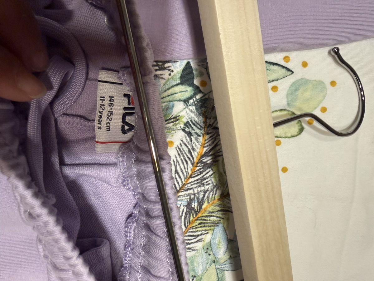 Puma Kleiderpakete & -sets: 146-152 Puma Trainer Mädchen  – Neu (gemäss Beschreibung) aus Zürich von Denise-8050 1