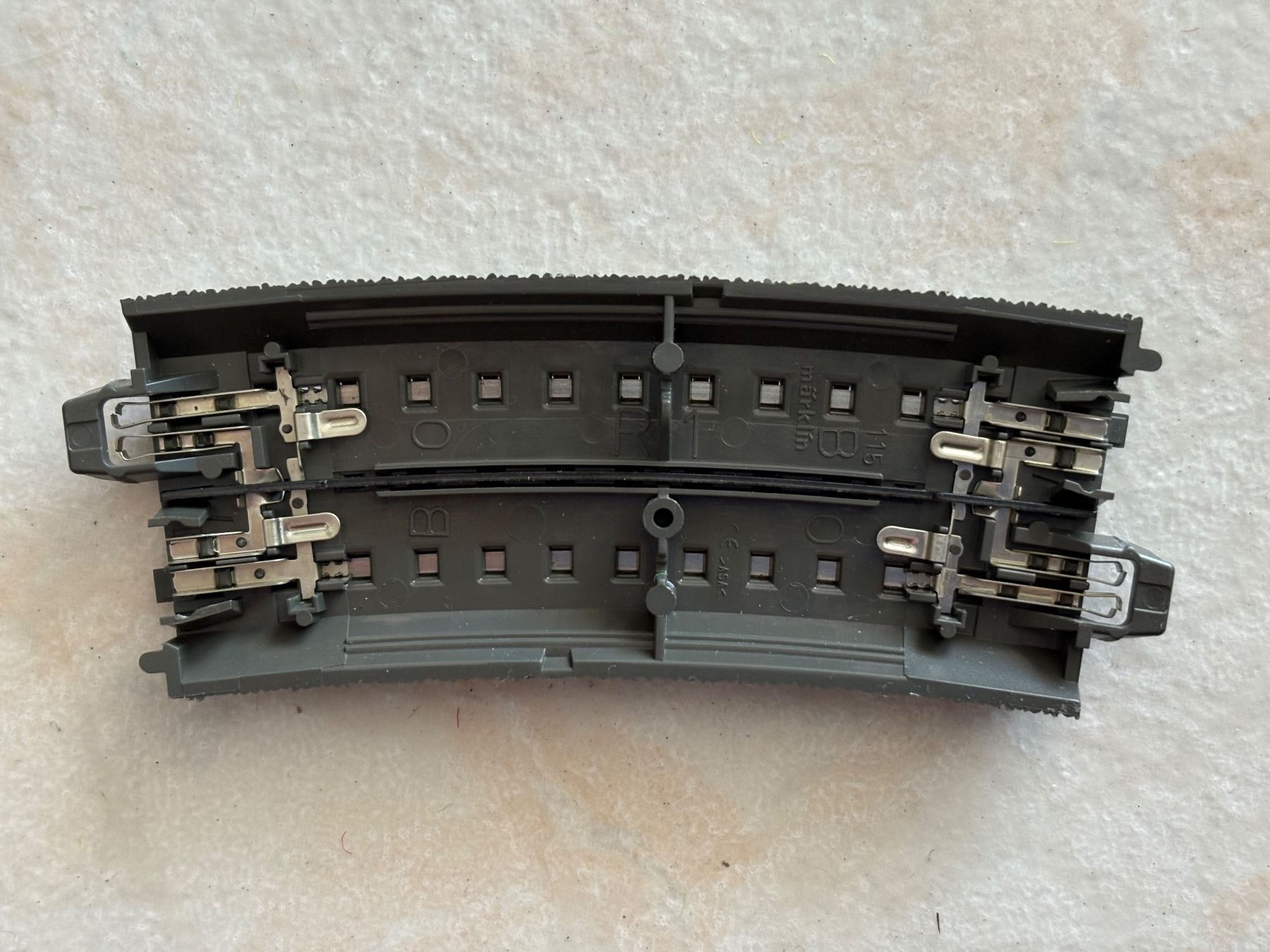 Märklin Modelleisenbahnen: 1x Marklin C 24115 Gleis – Gebraucht aus Hauterive NE von eriamch 1