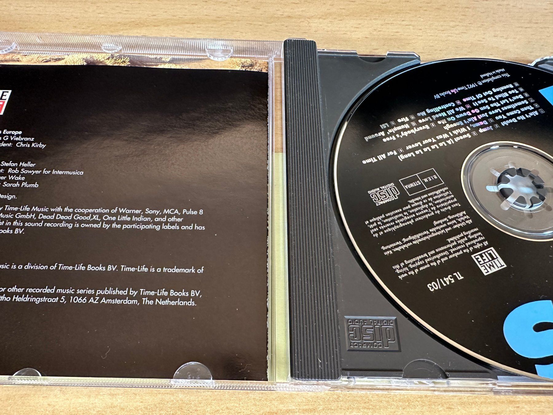 CD: Various – Hot Hits – Usato da Rikon im Tösstal venduto da Alpenmutz 2