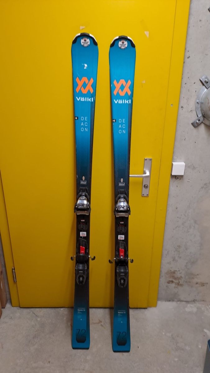Sci: Völki 165cm et Rossignol 175cm – Usato da Genève venduto da mit_p7xm 4