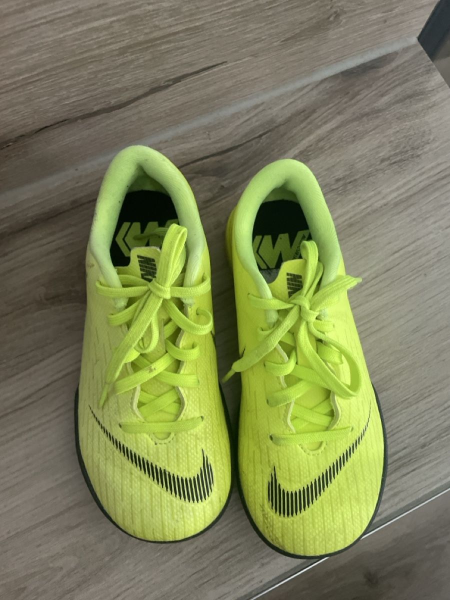 Chaussures garçon: Turnschuhe  – D'occasion à Zunzgen par RajaM 2