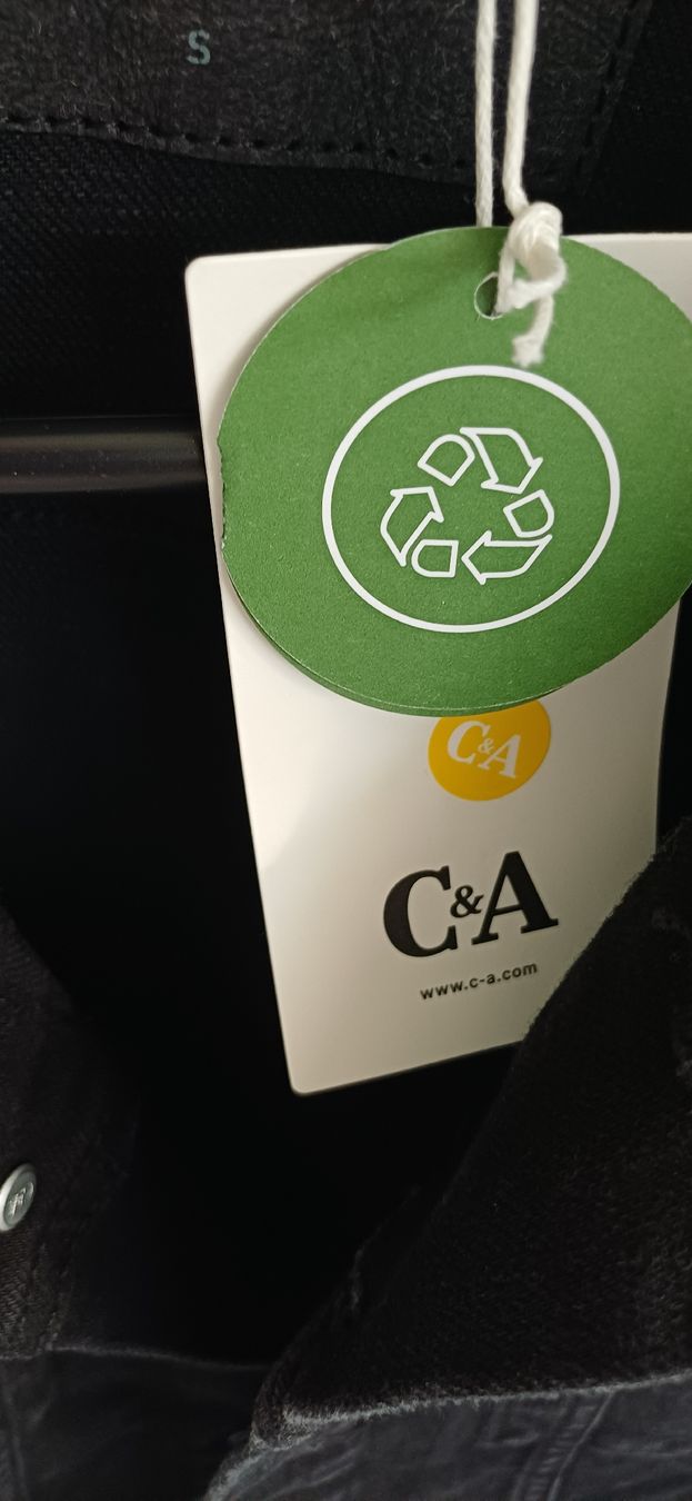 C&A Jacken: Jeansjacke Neuwertig – Neu (gemäss Beschreibung) aus Kriens von Nikamii 3