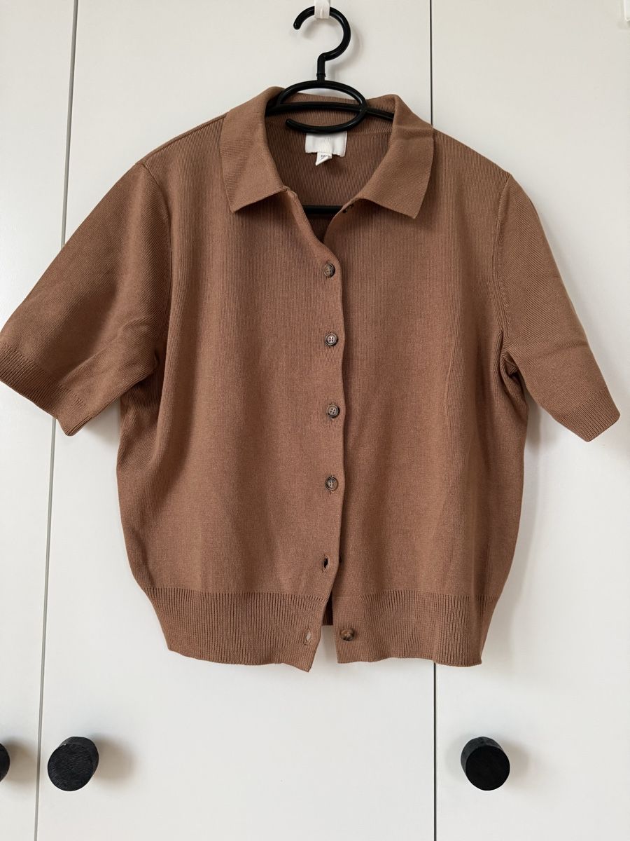 H&M Top: H&M top S – Usato da Luzern venduto da Aistee 1
