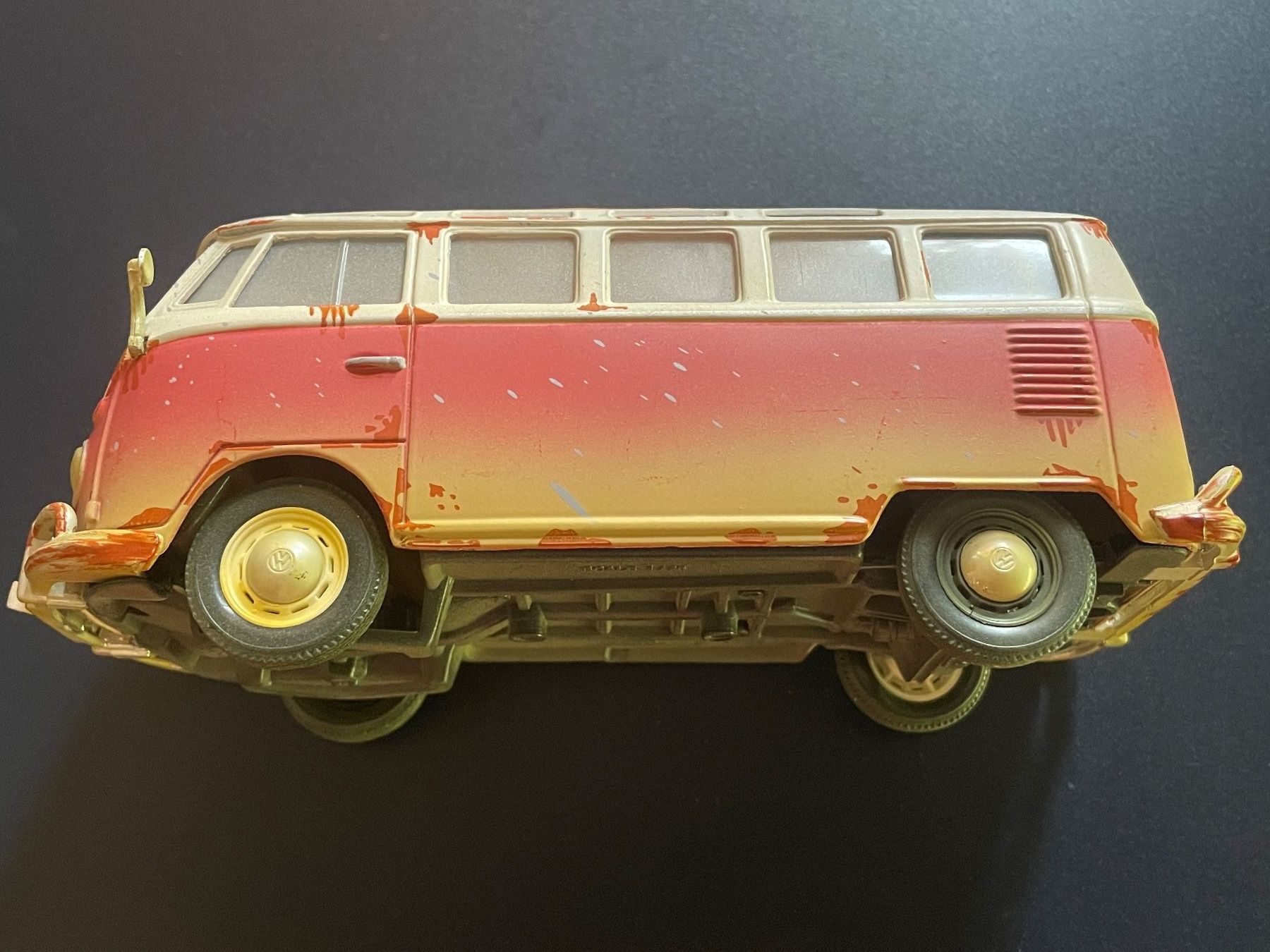 Maisto Modellini d'auto: Maisto Volkswagen Van Samba 1:25 – Usato da Volketswil venduto da rubin74 2
