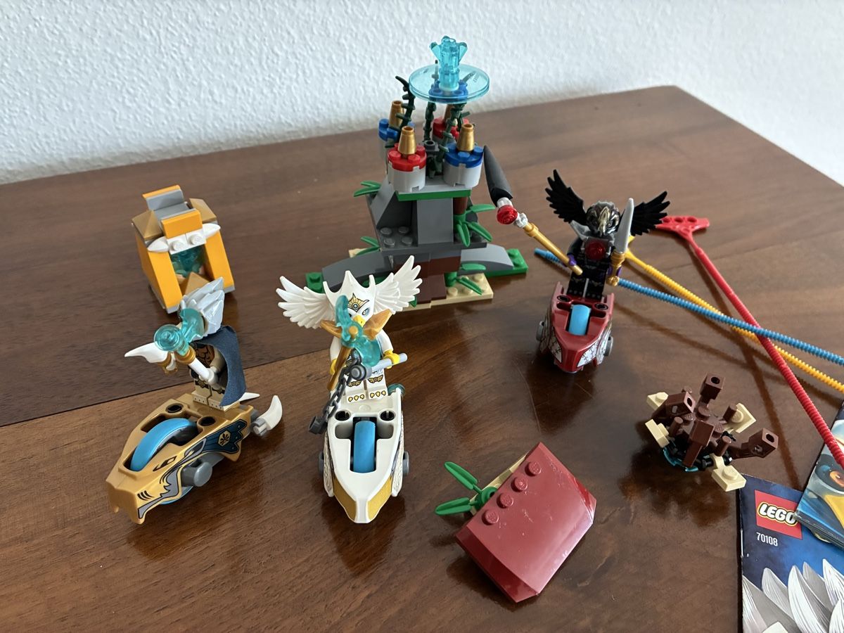 Lego Jeux de construction: Lego Chima 70108 + 70114  – D'occasion à Zürich par alva12