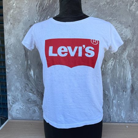 T-shirt Levi’s pour femme en blanc