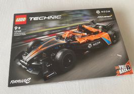 Lego Technic NEOM McLaren Formula E Team mit Pull Back Motor