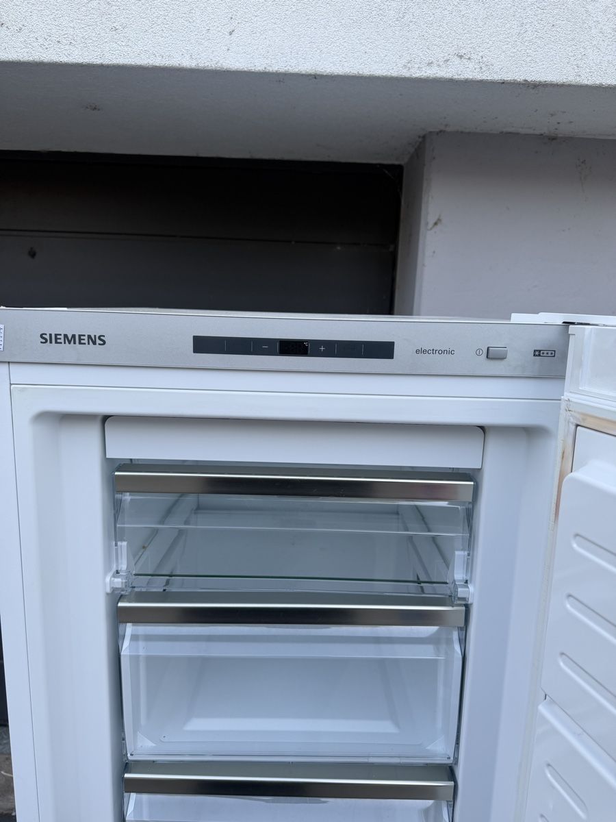 Congelatori: Siemens Gefrierschrank A++ Tiefkühler – Usato da Arlesheim venduto da VD.HG 4