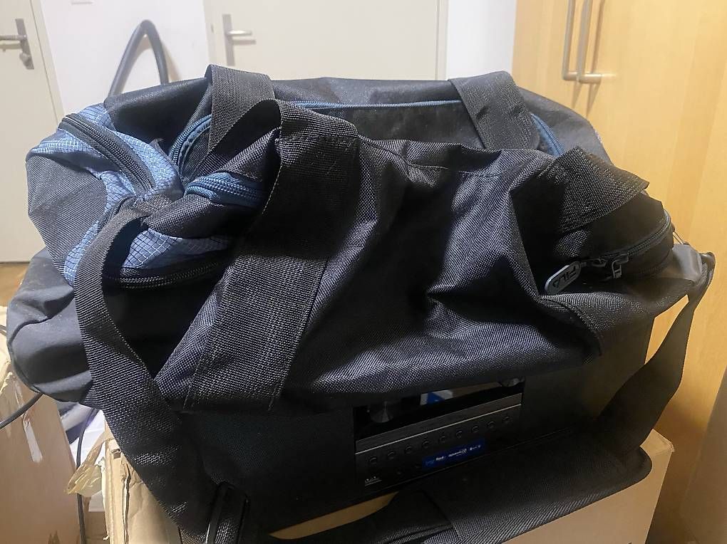 Borse: Modische Sport Tasche  – Usato da Münchenstein venduto da Pie66 3