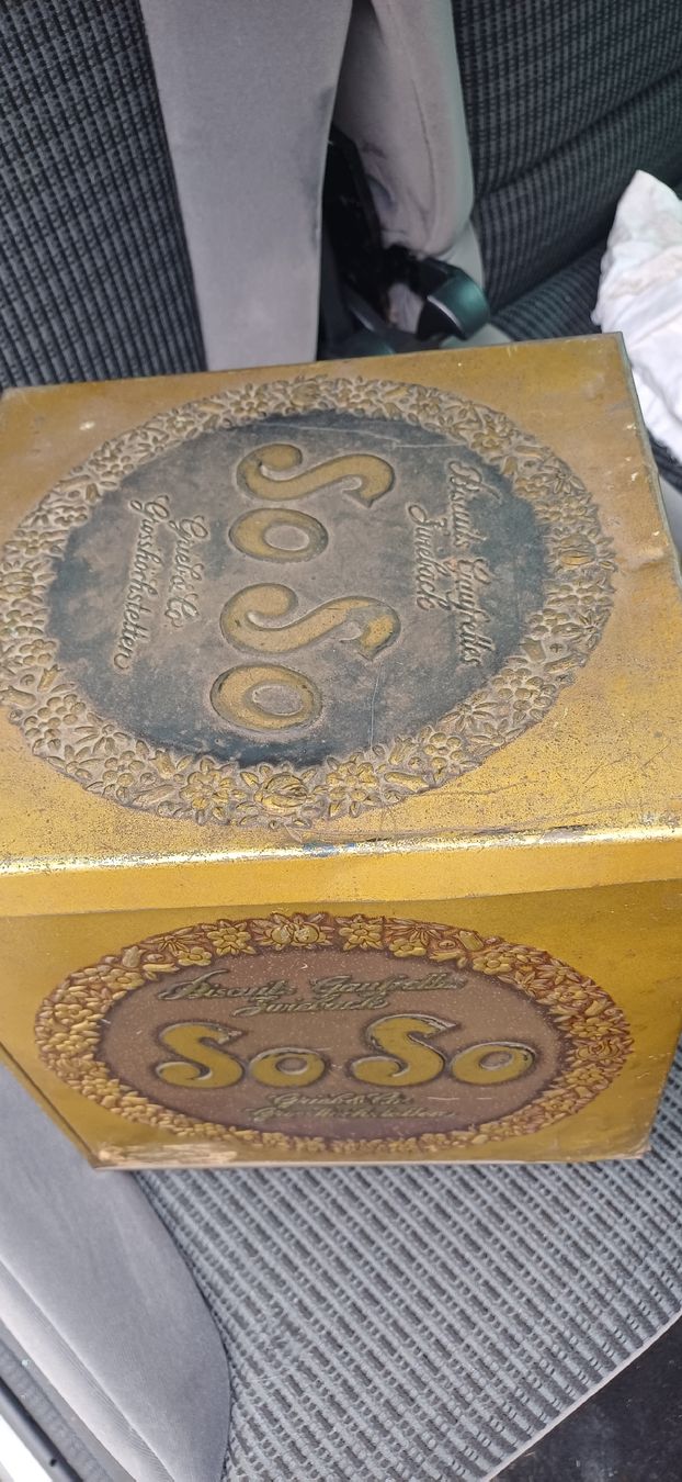 Tutte le decorazioni: SoSo Biscuits Dose Blechdose Vintage Sammler – Usato da Flawil venduto da Pinkmalibu 5