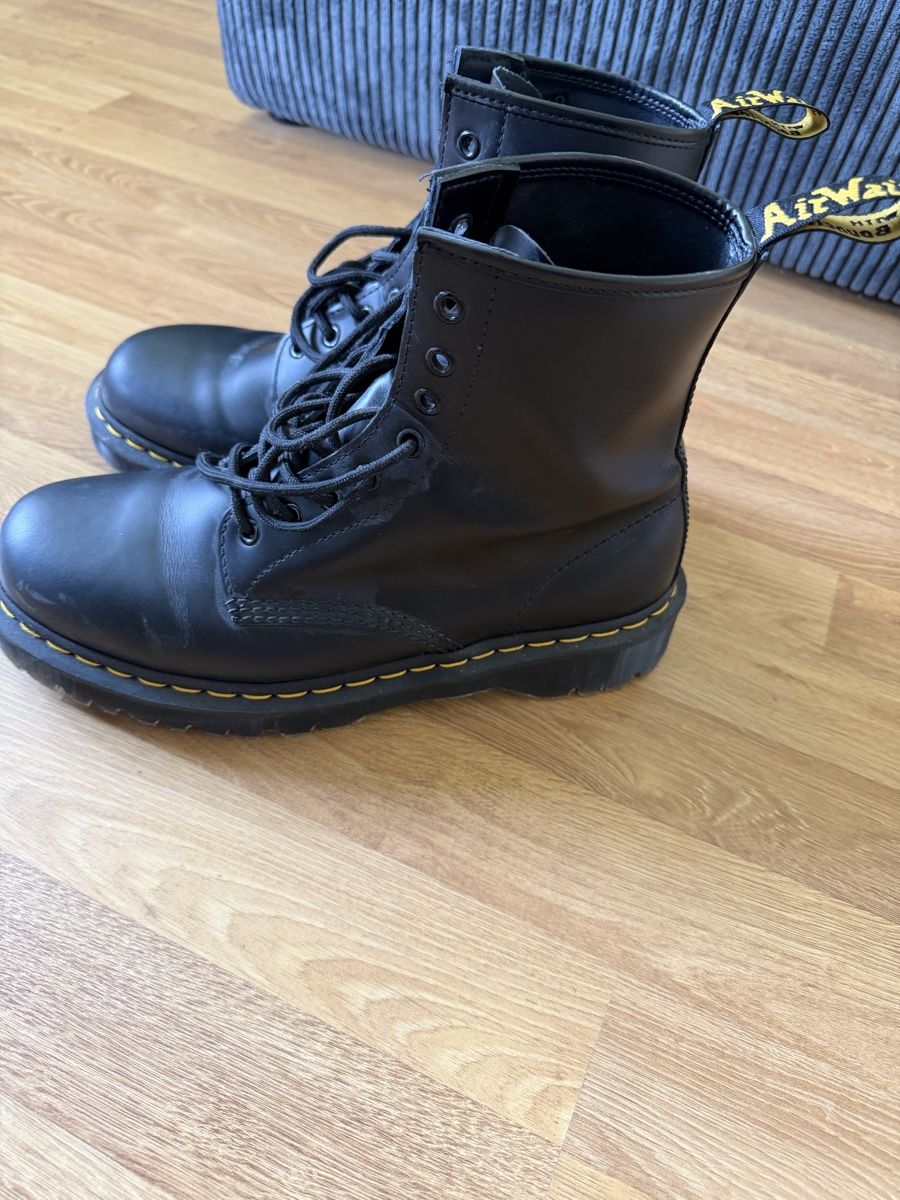 Scarpe da uomo: Dr. Martens Boots, Grösse 44, schwarzes Leder – Nuovo (secondo la descrizione) da Bern venduto da nivek22 2
