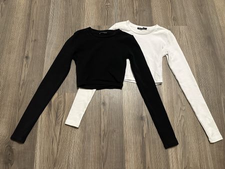 Zara Crop Tops, Schwarz und Weiss,Gr. S, aus Baumwolle