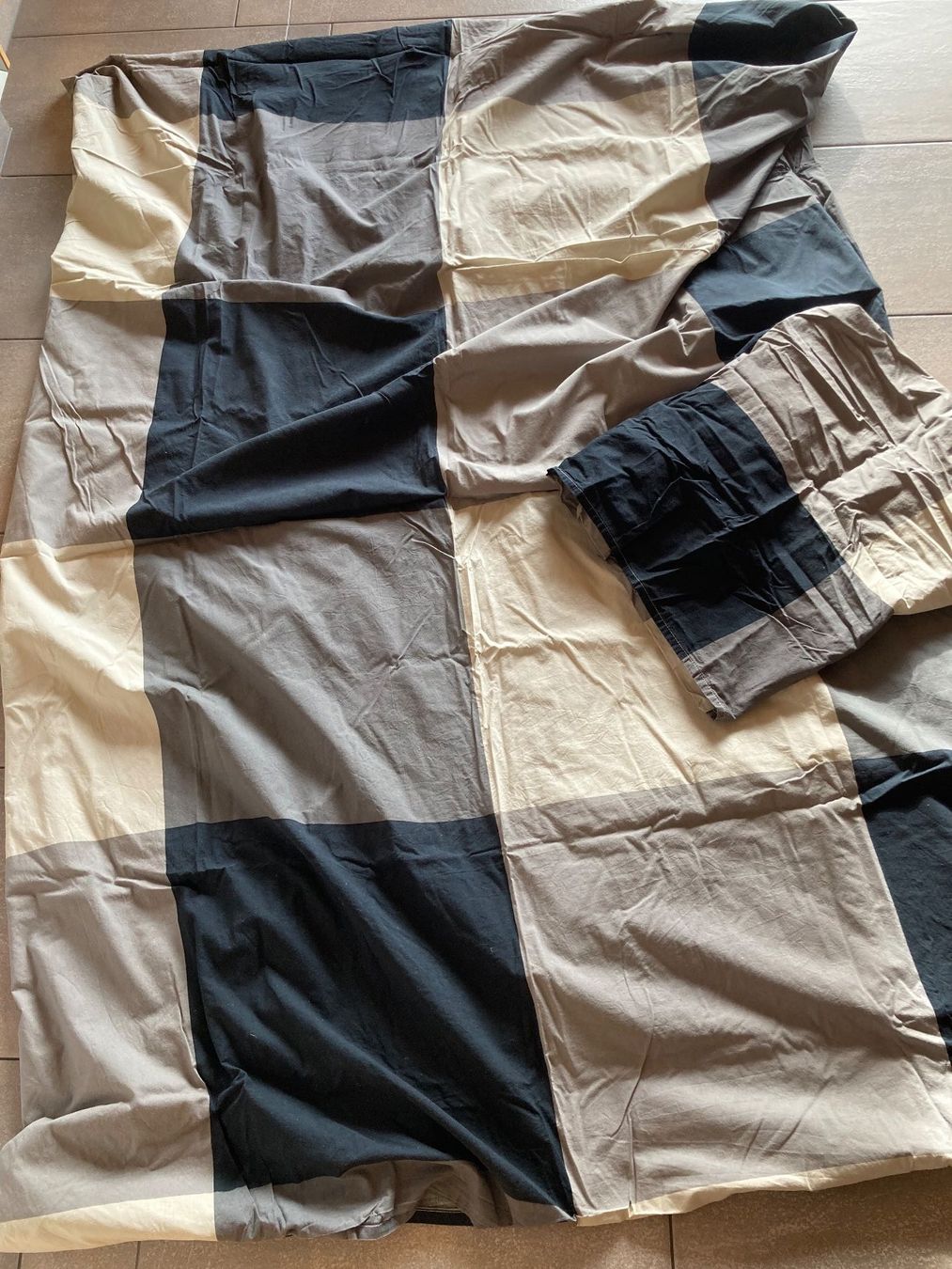 Ikea Biancheria da letto: Bettwäsche Ikea; beige, grau, schwarz – Usato da Mosnang venduto da Kusli09