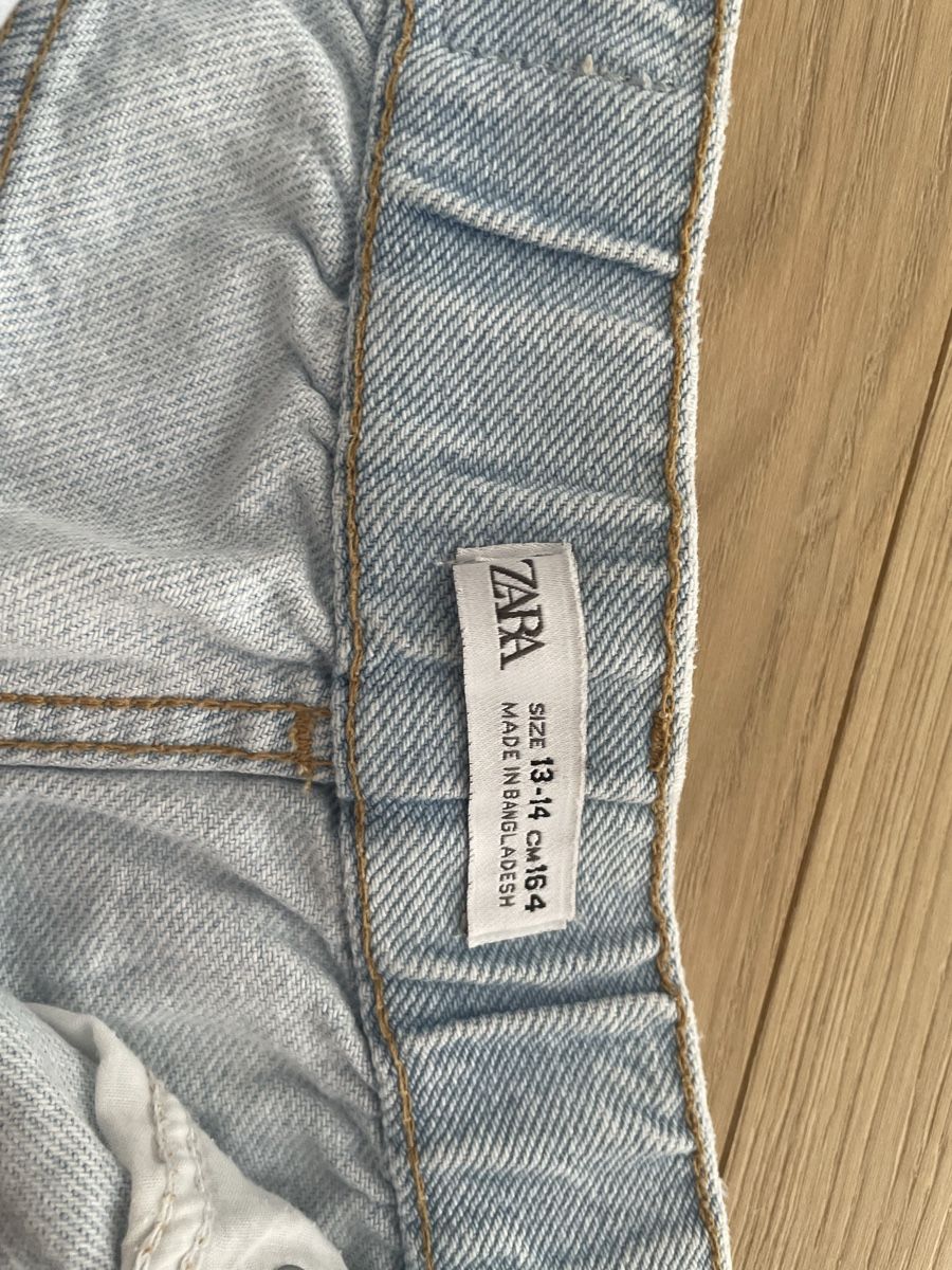 Zara Lotti & Set di vestiti: 2 Shorts Zara Gr. 152/164 coolmili 152 – Nuovo (secondo la descrizione) da Rorschach venduto da zlatokosa85 3