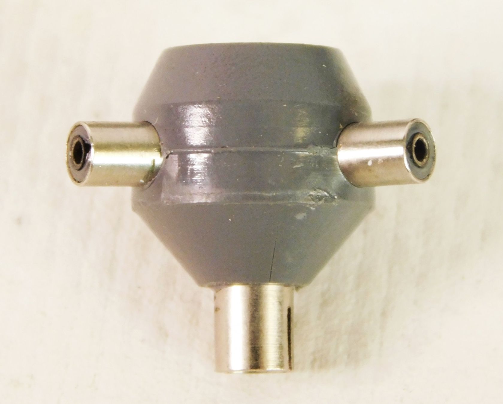 Stecker: Dreifachstecker – Gebraucht aus Emmenbrücke von Ulisse-22 3
