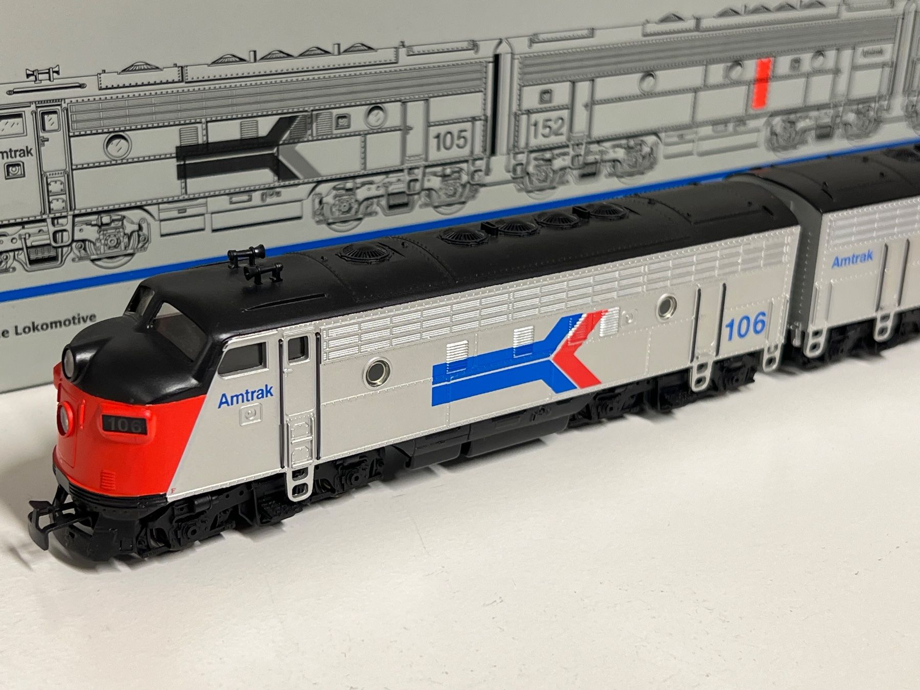 Märklin Modelleisenbahnen: Märklin 37621 EMD F 7 Amtrak Digital – Neu (gemäss Beschreibung) aus Neuenhof von ludovicco 1