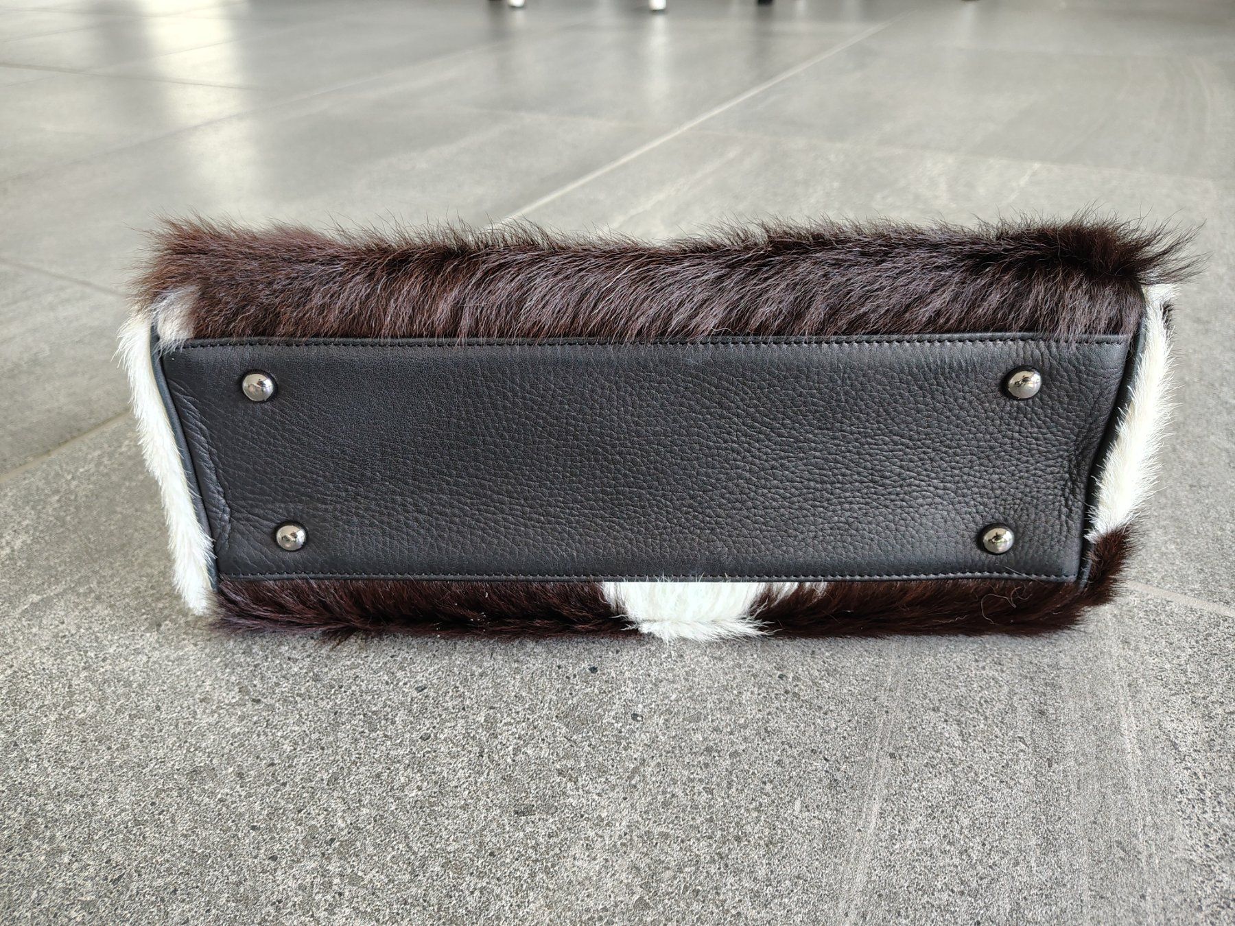 Borse da donna: Kuhfelltasche wie neu von correct – Nuovo (secondo la descrizione) da Gelterfingen venduto da biete123 6