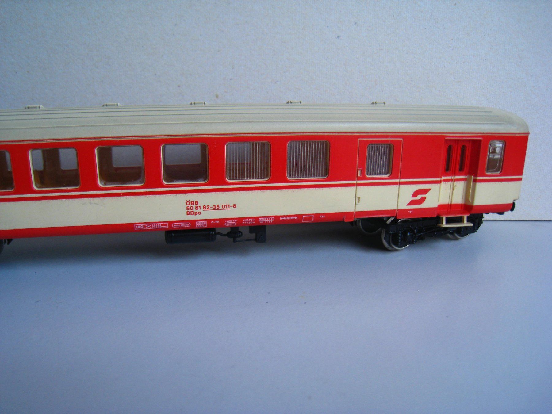 Kleinbahn Modellini di ferrovie: Kleinbahn, 5 OEBB Wagen 2. Klasse – Usato da Buchs ZH venduto da swiss-train 4