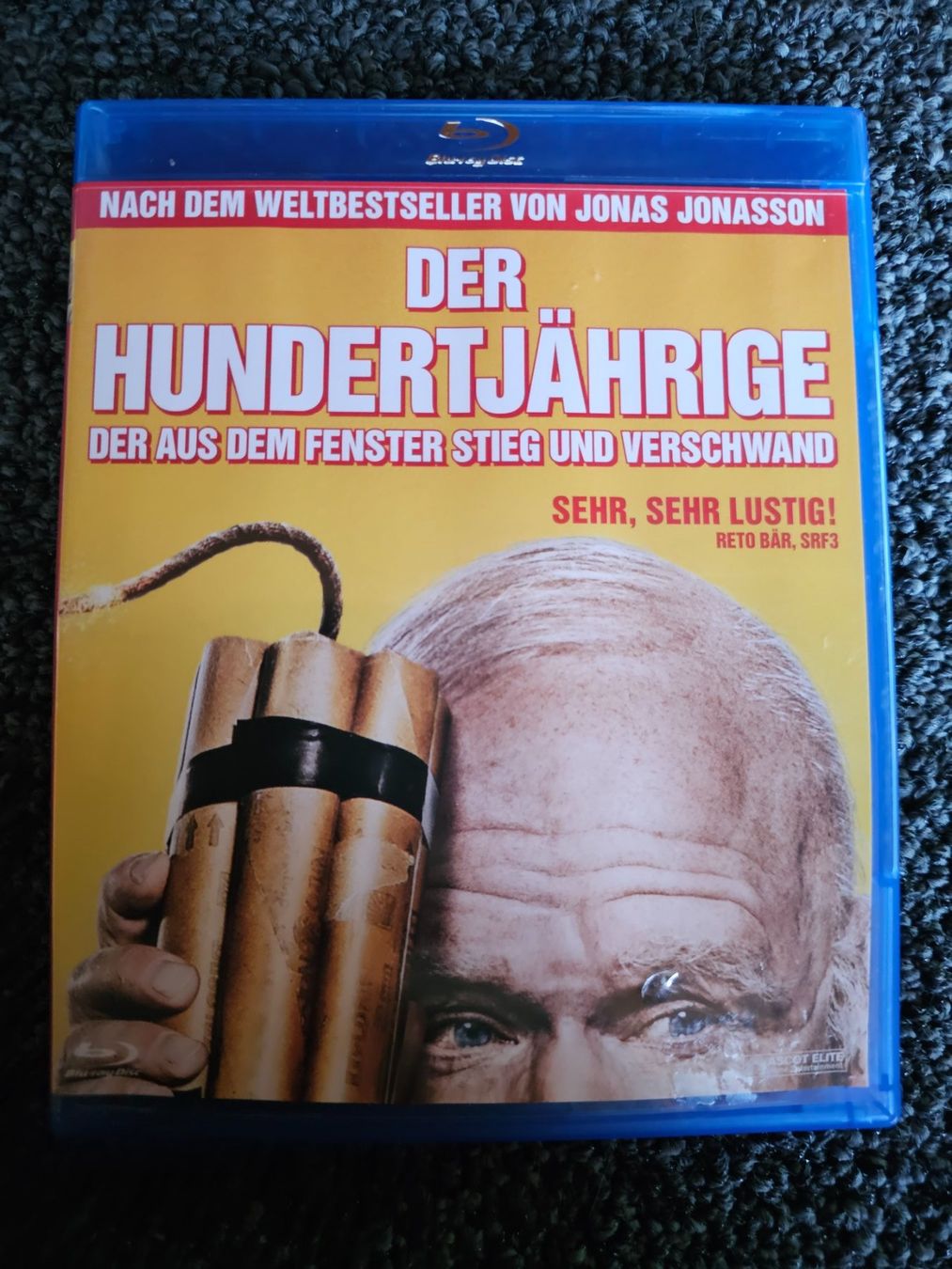 Tous les DVDs: DER HUNDERTJÄHRIGE – D'occasion à Ruswil par jan_bxl5