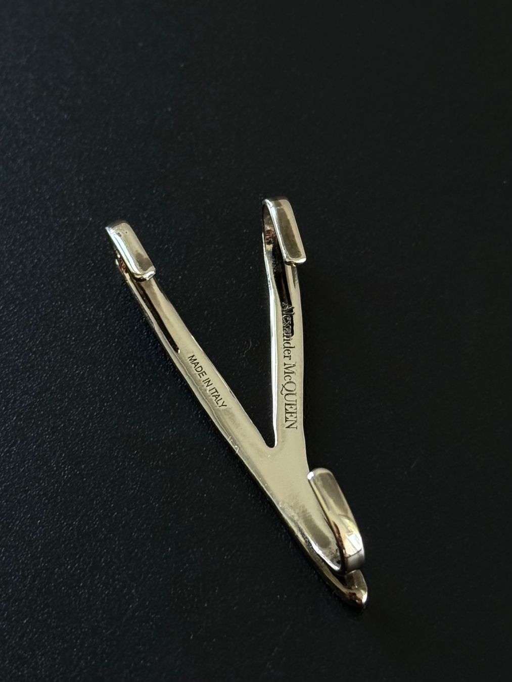 Boucles d'oreille: Alexander McQueen Ear Cuff – Neuf avec emballage d'origine à Kilchberg ZH par LuxuryVault 4