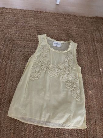 Damen Top  Spitze Grösse 36 . Neu!!!