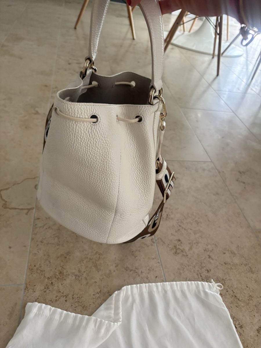 Furla Taschen für Damen: Furla Beuteltasche – Gebraucht aus Zürich von AJO91 4