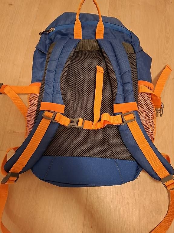 Trevolution Borse & Zaini: Trevolution Kinder Wanderrucksack – Usato da Männedorf venduto da Einhornmama 1