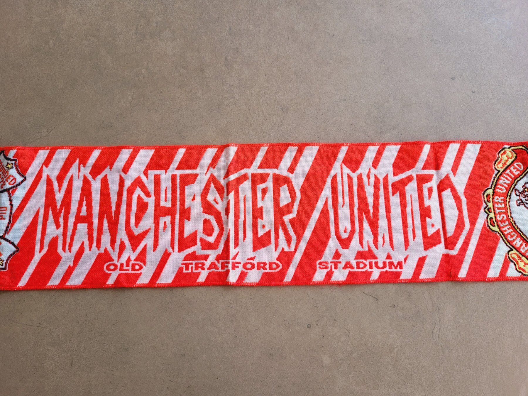 Foulards, Tücher & Schals: Manchester United Schal – Gebraucht aus Langenthal von baesa 1