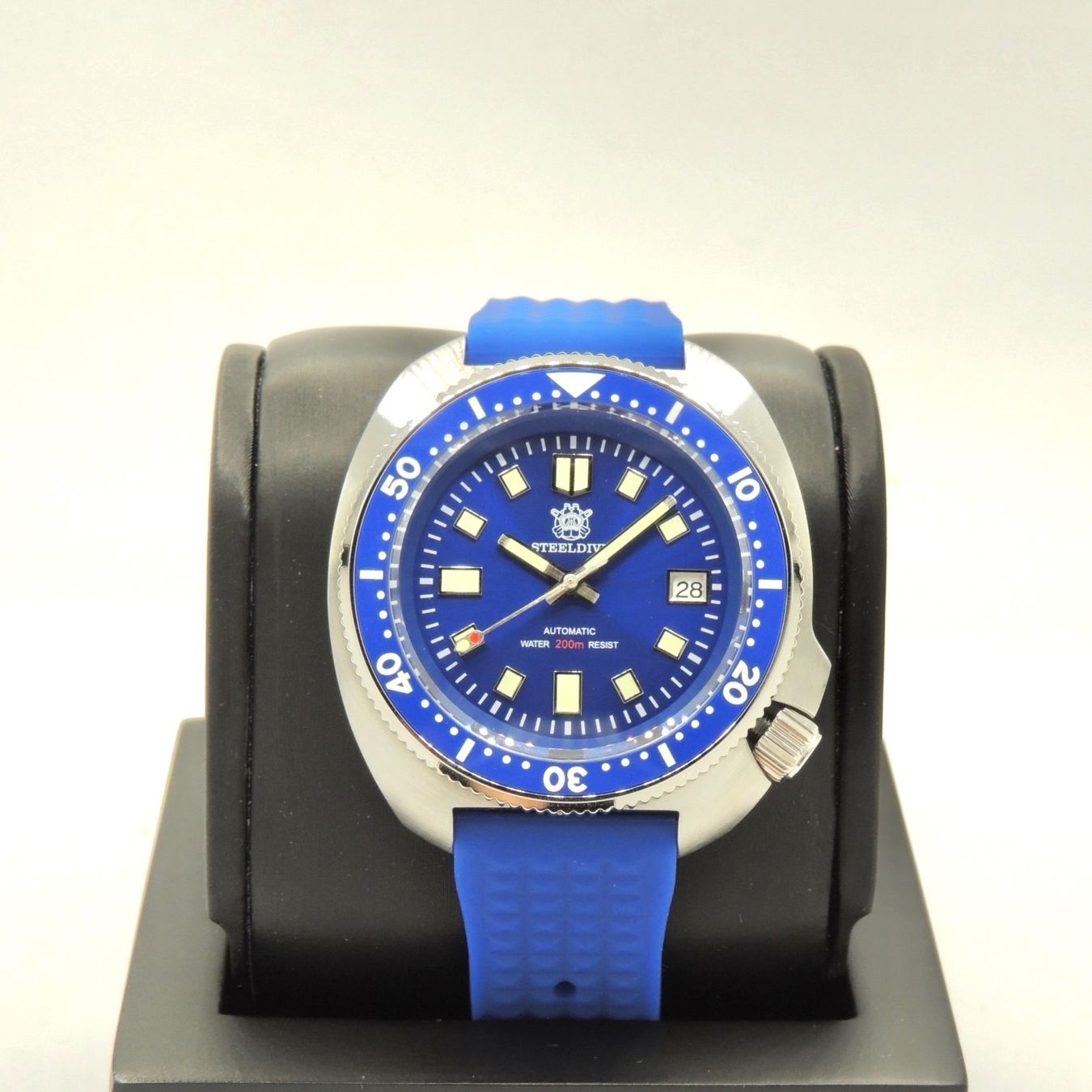 Orologi: Montree Steeldive SD 1970 Diver neuve – Nuovo e nell'imballaggio originale da Lausanne venduto da DuGoutetdesCouleurs