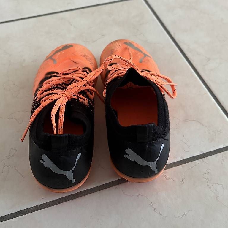 Puma Schuhe für Jungen: Fussballschuhe Grösse 33 – Gebraucht aus Zimmerwald von wuff81 3
