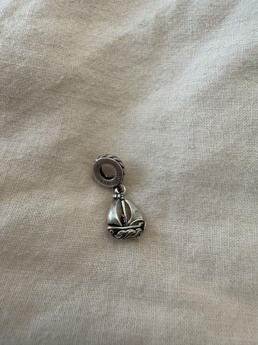 Pandora Ciondoli: Pandora Charm - Segelschiff – Usato da Bözberg venduto da eli_rz6q 2
