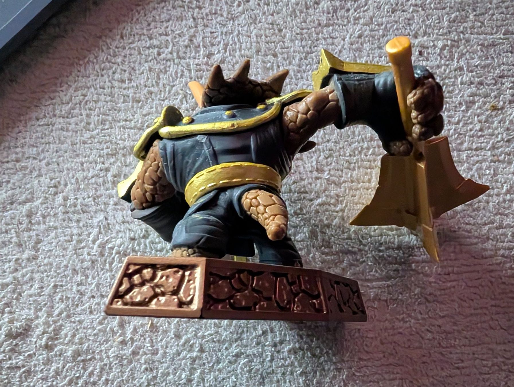 Statuette: Skylanders Imaginators Figure Master Tri Tip Sensei – Usato da Hünenberg See venduto da SpecialEditionGaming 1