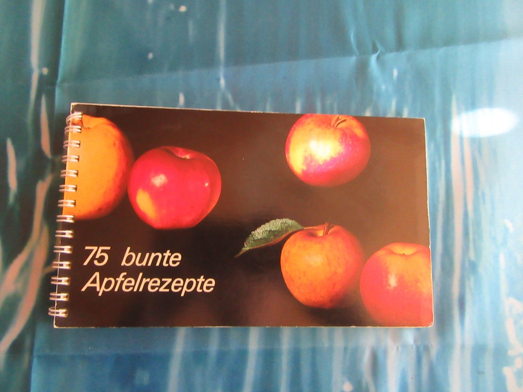Libri: 75 bunte Apfelrezepte – Usato da Wattwil venduto da wampi
